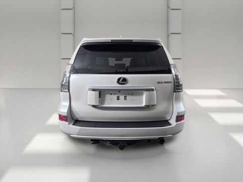 Used 2023 Lexus GX 460 Premium w/ Premium Package AWD/4WD image 6