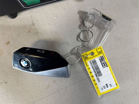 Used 2023 BMW X7 xDrive40i w/ Premium Package image 37