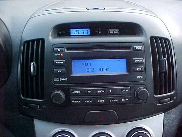 Used 2007 Hyundai Elantra GLS FWD image 16