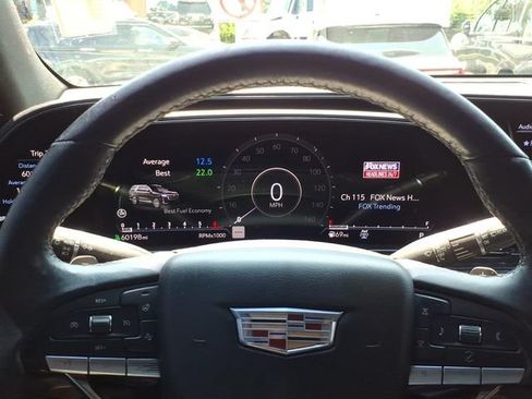 Used 2021 Cadillac Escalade Sport AWD/4WD image 14