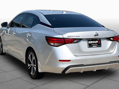 Used 2022 Nissan Sentra SV FWD image 12