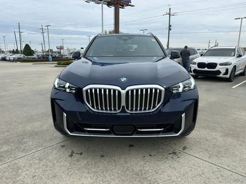 New 2026 BMW X5 sDrive40i image 2