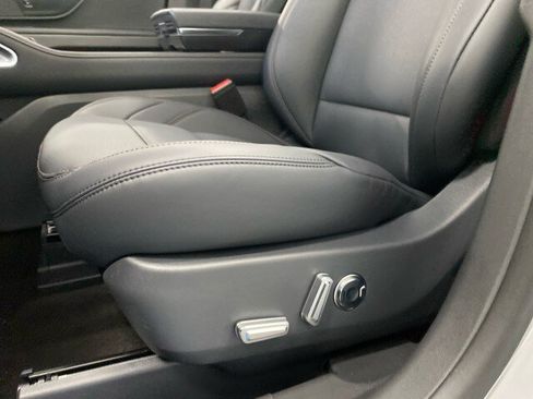 New 2026 Lincoln Nautilus Premier w/ Equipment Group 102A AWD/4WD image 16