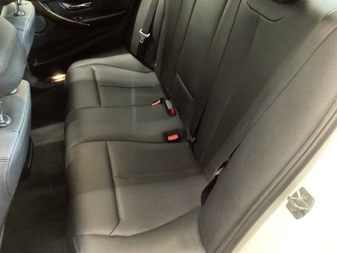 Used 2016 BMW 320i xDrive Sedan AWD/4WD image 7
