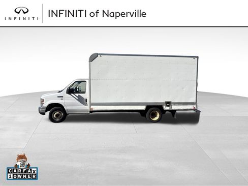 Used 2018 Ford E-350 and Econoline 350 Super Duty w/ Power Windows & Locks Group image 2