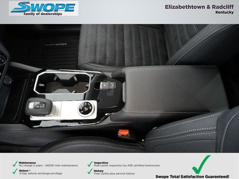 New 2026 Mitsubishi Outlander SE image 23