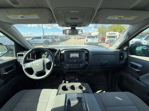 Used 2017 Chevrolet Silverado 1500 W/T AWD/4WD image 3