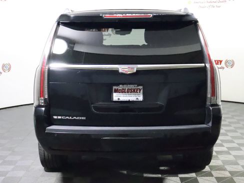 Used 2016 Cadillac Escalade Platinum AWD/4WD image 13