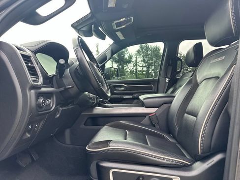 Used 2021 RAM 1500 Laramie AWD/4WD image 16