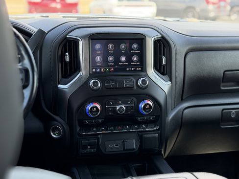 Used 2021 GMC Sierra 1500 Denali w/ Driver Alert Package II AWD/4WD image 15
