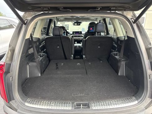Used 2022 Kia Telluride SX w/ SX Prestige Package AWD/4WD image 5