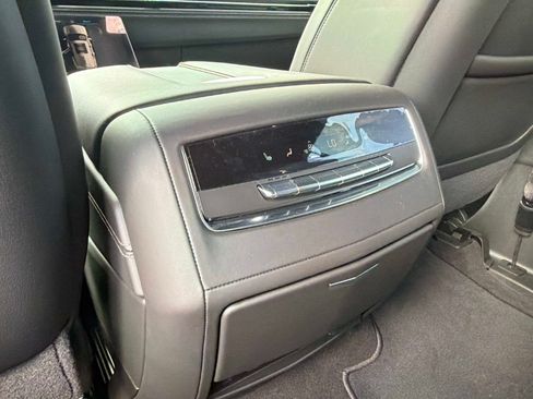 Used 2025 Cadillac Escalade Sport Platinum AWD/4WD image 35