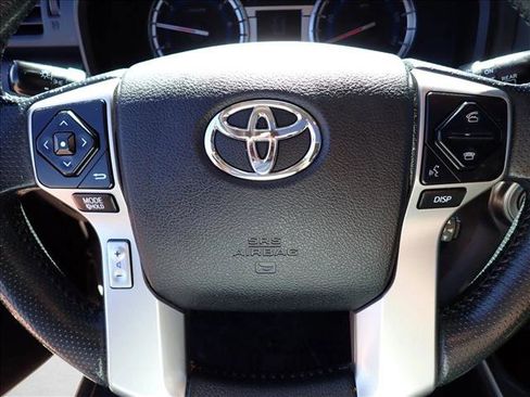 Used 2016 Toyota 4Runner Limited AWD/4WD image 17