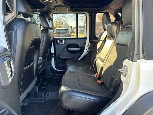 Used 2020 Jeep Wrangler Unlimited Sport image 24