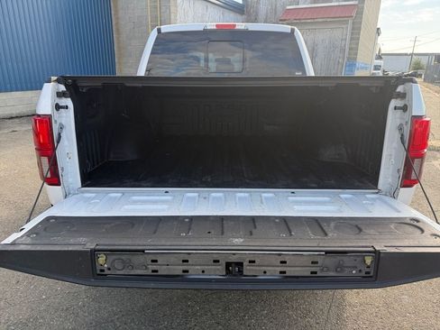Used 2019 Ford F150 Platinum w/ Equipment Group 701A Luxury AWD/4WD image 22