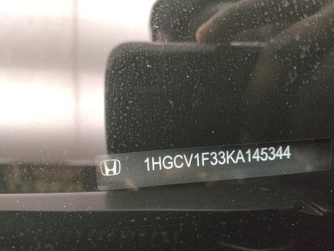 Used 2019 Honda Accord Sport image 33