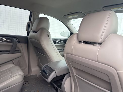 Used 2017 Buick Enclave Leather image 22