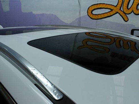 Used 2019 Buick Enclave Essence image 5