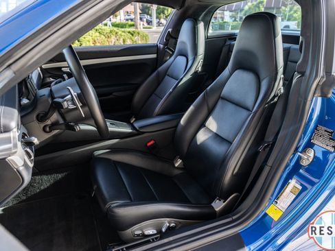 Used 2015 Porsche 911 Targa 4S image 5