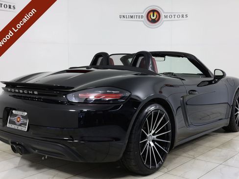 Used 2018 Porsche 718 Boxster S RWD image 3