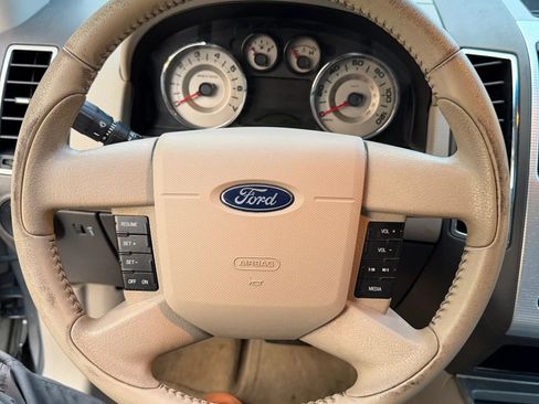 Used 2007 Ford Edge SEL FWD image 9