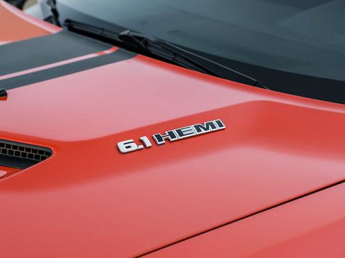 Used 2009 Dodge Challenger SRT8 w/ SRT Option Group II image 41