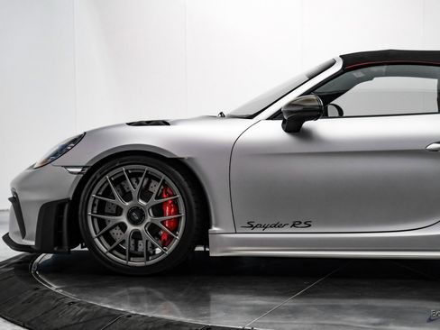 Used 2024 Porsche 718 Boxster Spyder RS image 9