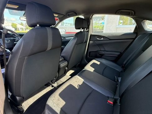 Used 2019 Honda Civic Sport image 11