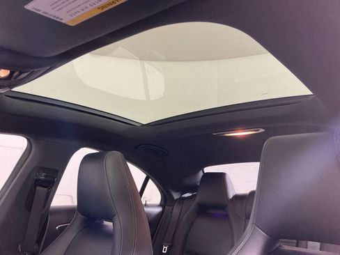 Used 2019 Mercedes-Benz CLA 250 image 23