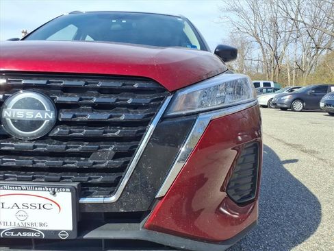 Used 2023 Nissan Kicks SV image 7