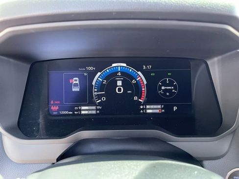 Used 2024 Toyota Tundra Limited image 27