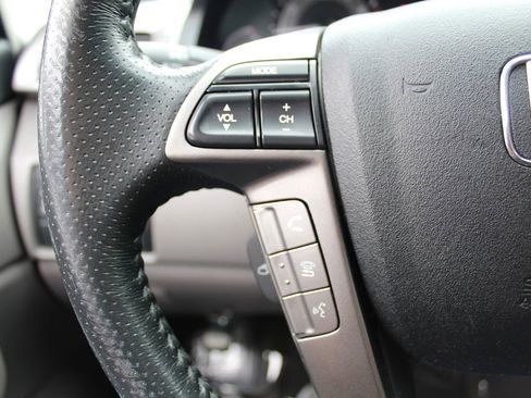 Used 2015 Honda Odyssey EX-L image 18
