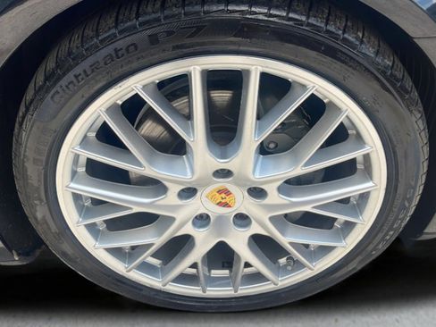 Used 2018 Porsche Panamera 4S w/ Premium Package AWD/4WD image 14