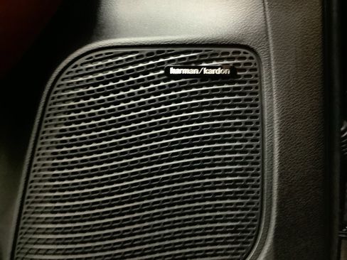 New 2026 Chrysler Pacifica Pinnacle w/ Trailer Tow Group image 14