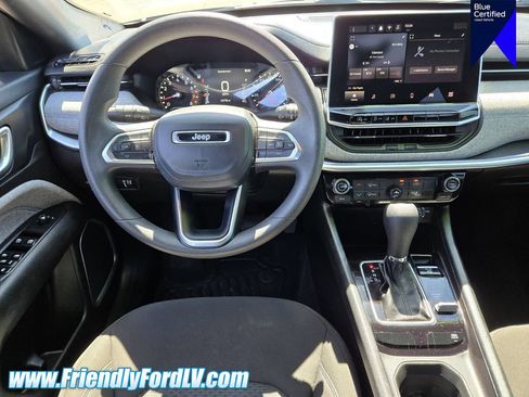 Used 2024 Jeep Compass Sport AWD/4WD image 9
