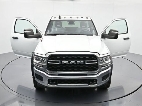 Used 2023 RAM 4500 SLT w/ Quick Order Package 2YG SLT RWD image 46