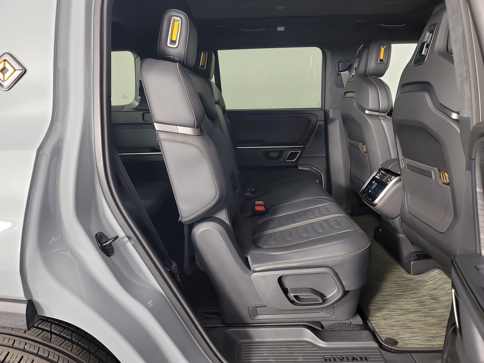 Used 2023 Rivian R1S Adventure Quad AWD/4WD image 23