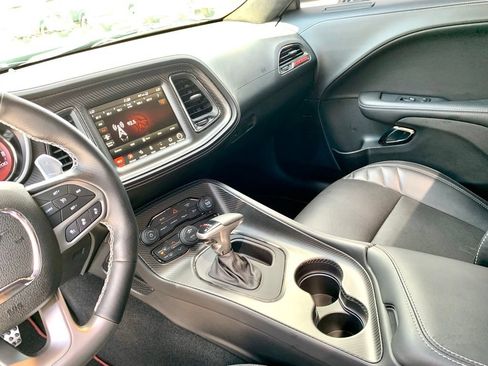 Used 2023 Dodge Challenger SRT Hellcat RWD image 39