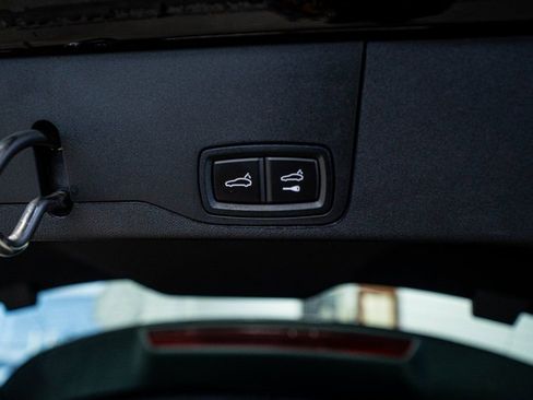 Used 2024 Porsche Taycan 4S w/ Premium Package image 53