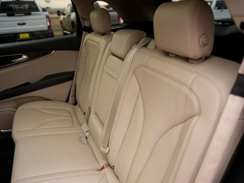 Used 2016 Lincoln MKX Reserve w/ Climate Package image 14