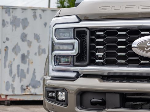 Used 2026 Ford F450 Platinum w/ Platinum Plus Package AWD/4WD image 10