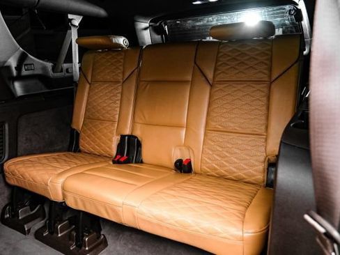 Used 2021 Cadillac Escalade ESV Sport w/ Heavy-Duty Trailer Package AWD/4WD image 54