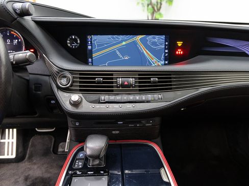 Used 2020 Lexus LS 500 F Sport image 18