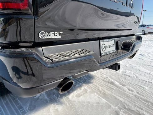 New 2026 RAM 1500 Express AWD/4WD image 16