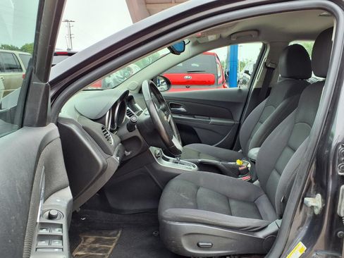 Used 2014 Chevrolet Cruze LT FWD image 16