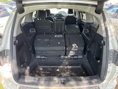 Used 2024 Honda Odyssey Elite image 12