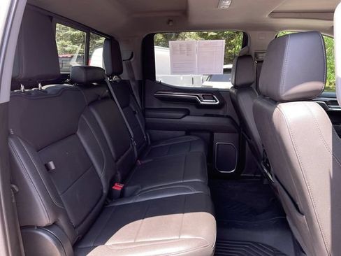 Used 2022 Chevrolet Silverado 1500 LTZ w/ LTZ Premium Package AWD/4WD image 28