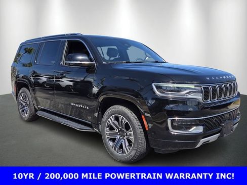 Used 2024 Jeep Wagoneer Series II w/ Flexible Seating Group image 7