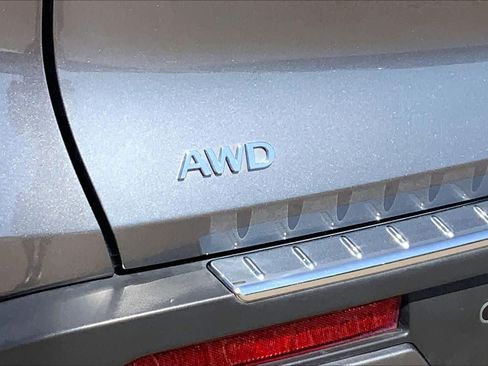 Used 2023 INFINITI QX60 Sensory AWD/4WD image 10