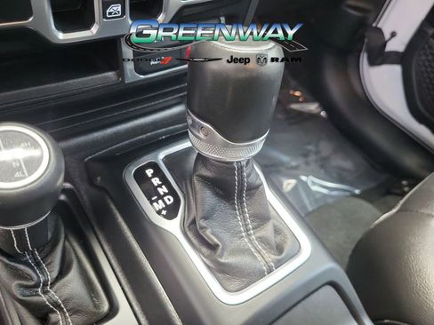 Used 2023 Jeep Wrangler Unlimited Sahara AWD/4WD image 23